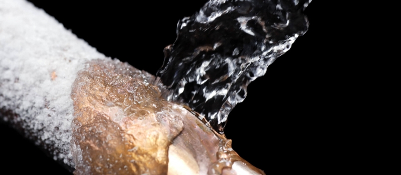 pipe-burst-1 pipe-burst-1
